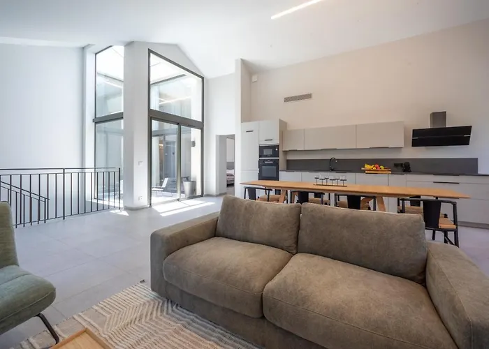 Les Orangers Apartment