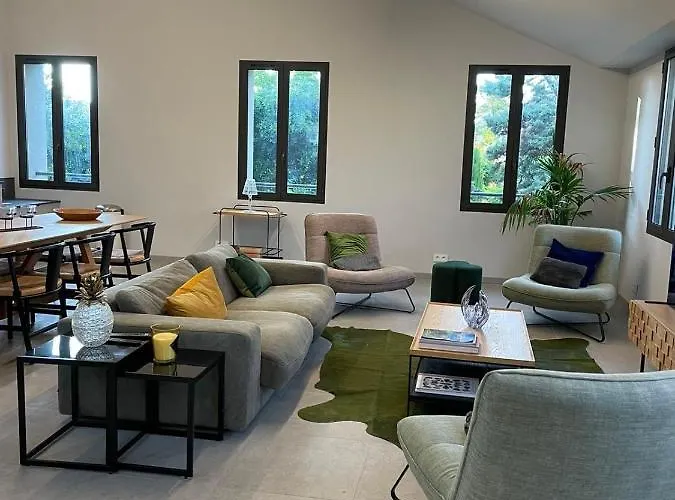 Les Orangers Apartmán